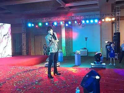 上海明星經(jīng)紀