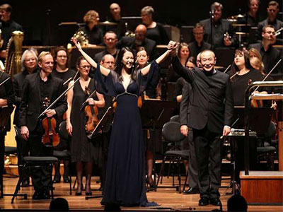 明星經紀人帶譚維維唱響墨爾本.jpg 明星經紀人